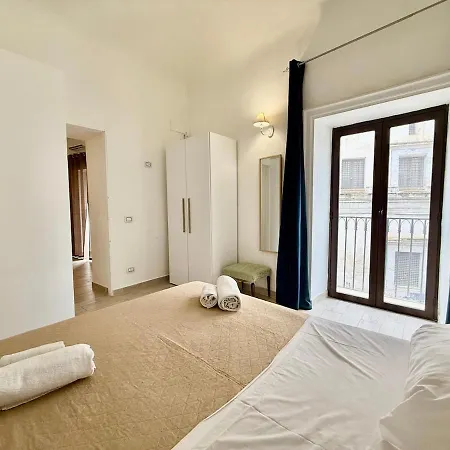 Dimora Sant'agostino 2 * Palermo